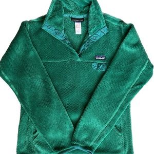Patagonia women’s Re-Tool fleece pullover